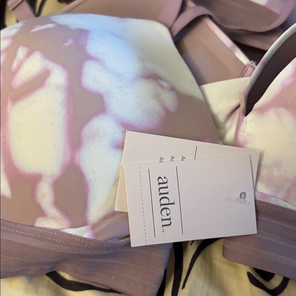 NWT- 36 B Auden Women's
Tie-Dye Bra - Purple and Cream-
Padded push-up - Picture 5 of 6